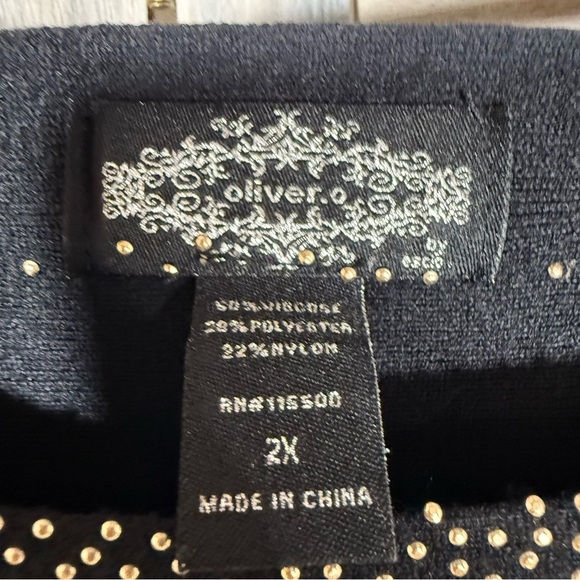 Size 2X Black sweater with Gold & silver crystal embellishment NWOT - Picture 7 of 11